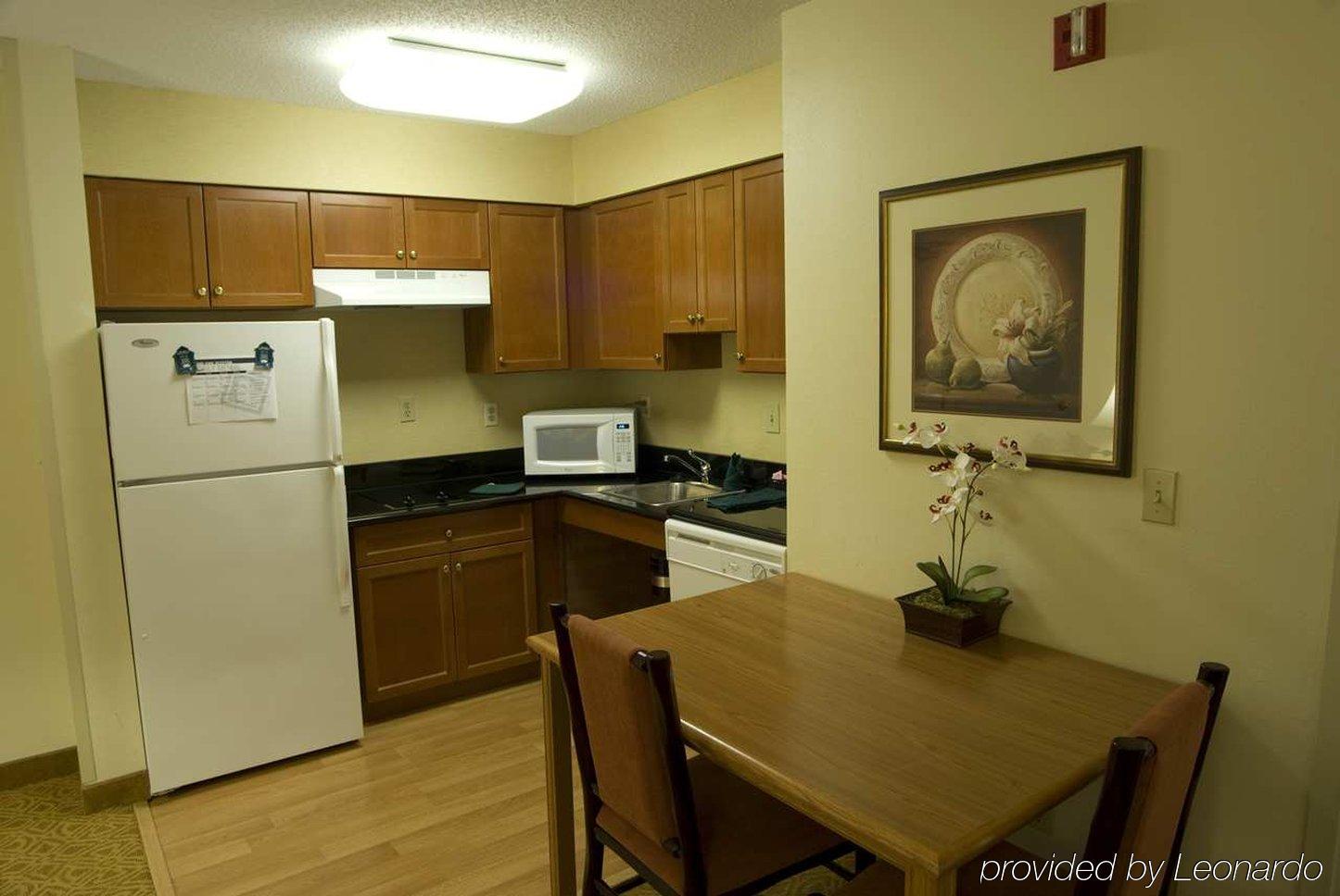 Homewood Suites By Hilton Columbus-Hilliard Habitación foto